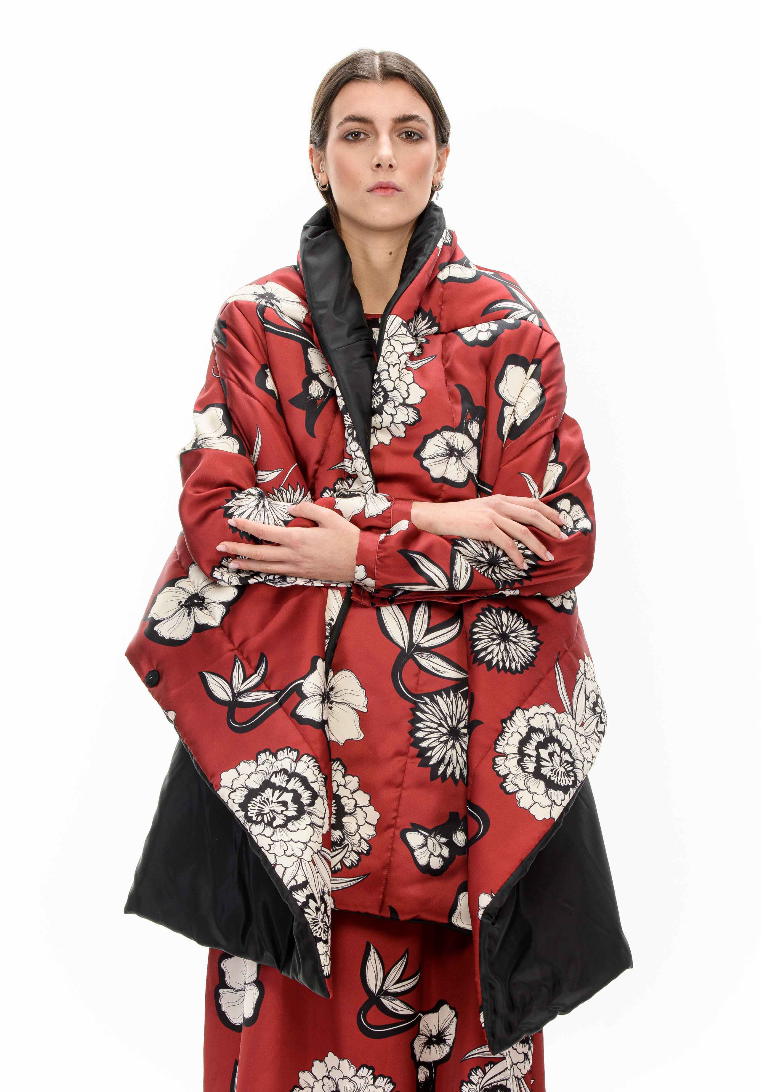 AMARA Satin cape