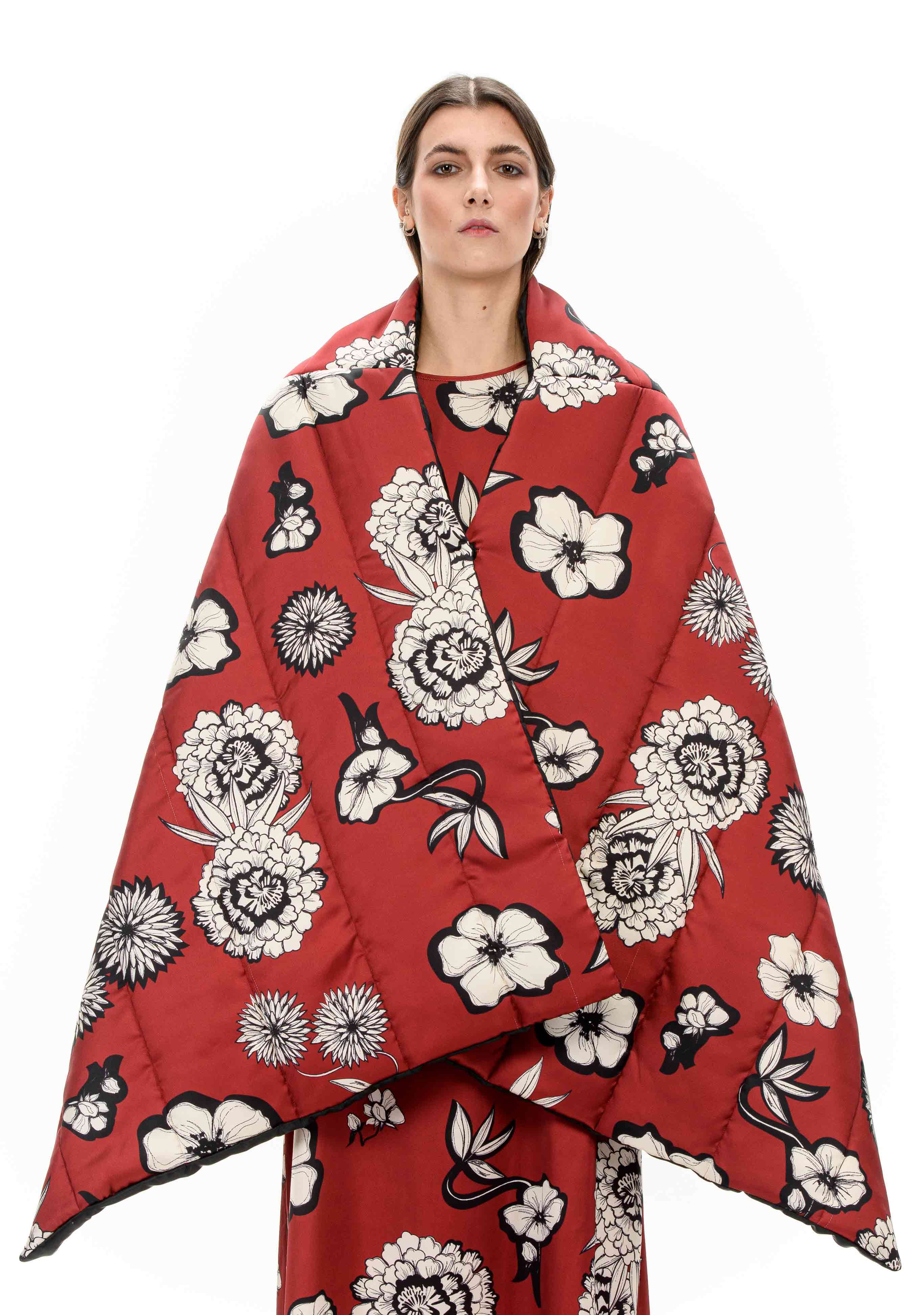 AMARA Satin cape