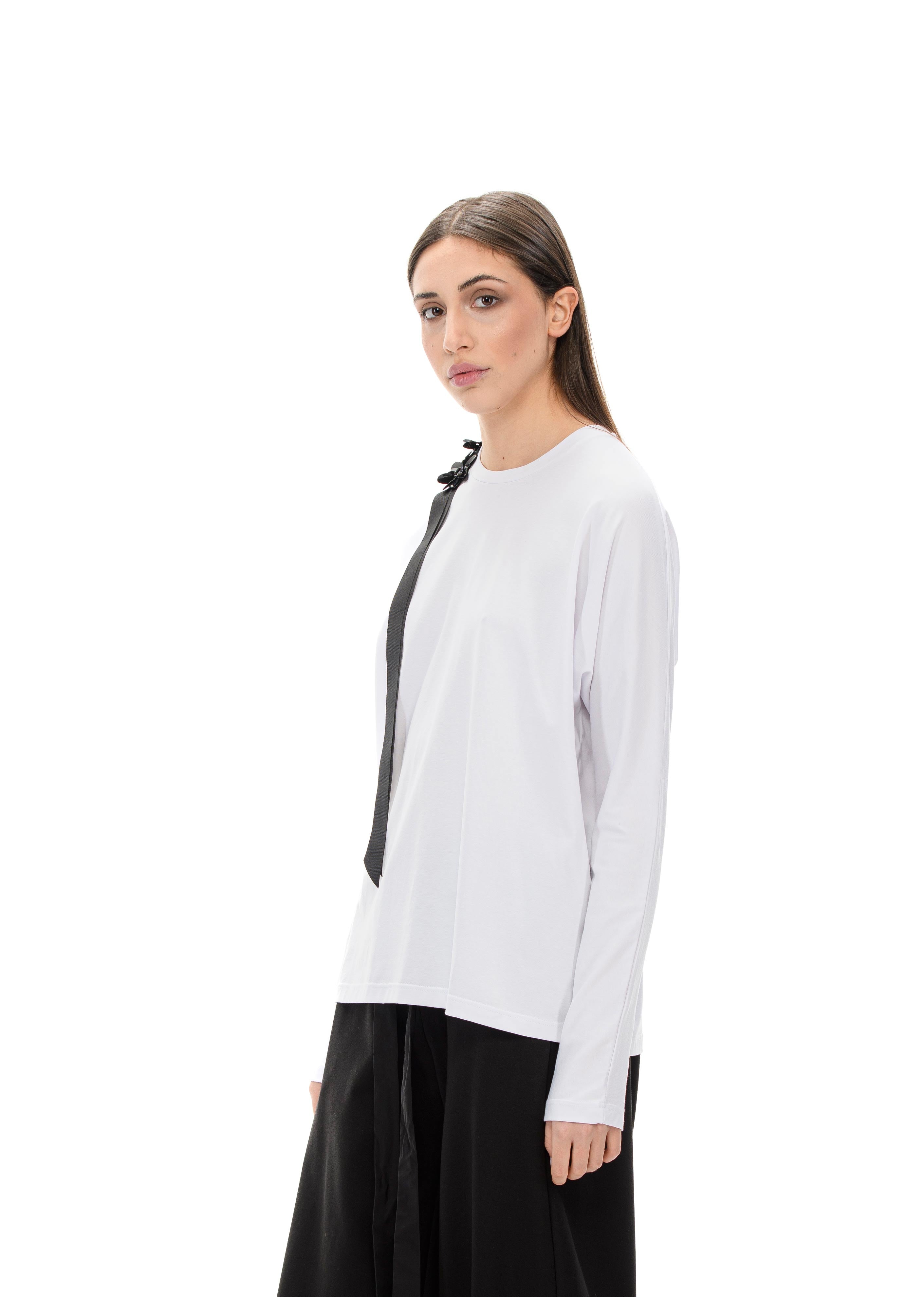 BLOOM T-shirt with detail